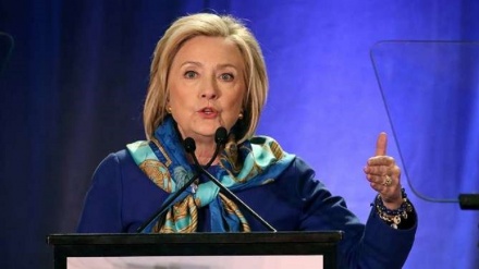 希拉里•克林顿批评唐纳德特朗普的反伊朗政策