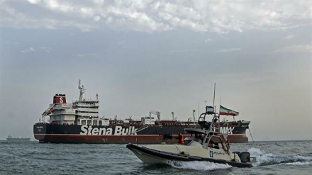 Suedia ndërmjetëson mes Iranit dhe Anglisë për çështjen e anijeve të bllokuara