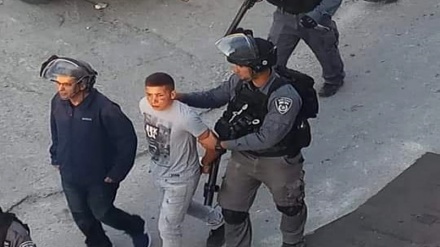 Remaja dan Pemuda Palestina ini Ditangkap Polisi Israel 