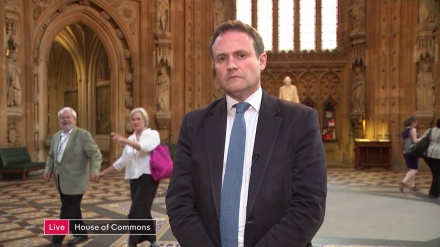 Pejabat Inggris: Aksi Militer atas Iran tak Bisa Bebaskan Tanker