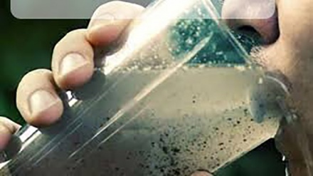 パリで水の放射能汚染のデマに市民が恐怖