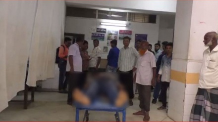 কুমিল্লায় আদালতের খাস কামরায় বিচারকের সামনে আসামি খুন