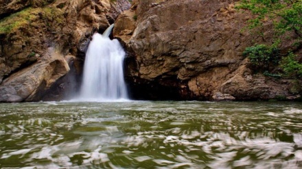 सरदश्त का सुदंर शलमाश झरना, ईरान में प्राकृतिक आकर्षण का अद्भुत नज़ारा