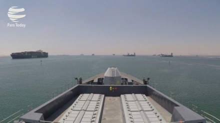 İngiltere'nin ikinci deniz filosu Fars Körfezi sularında 