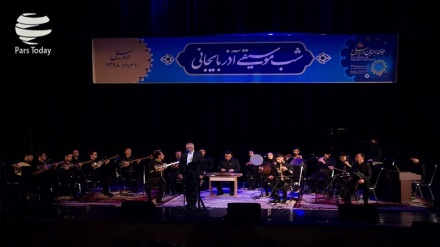 Orkestra Asli Azerbaijan Manggung di Ardabil