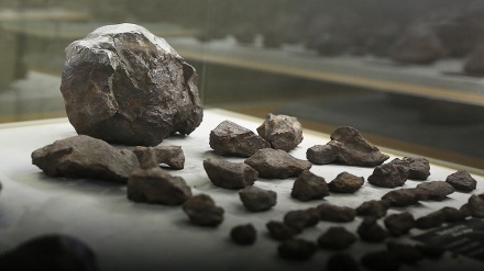 Эронда метеорит музейи очилди (фотожамланма)