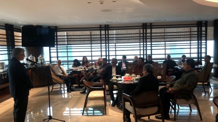 印度尼西亚商人对美国反对伊朗进行的制裁做出反应