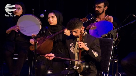 Pentas Seni Asli Azerbaijan di Ardabil, Iran