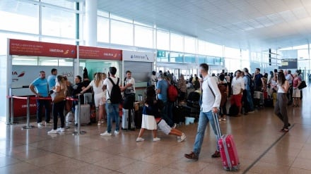 La segunda jornada de huelga de Iberia obliga a cancelar 81 vuelos