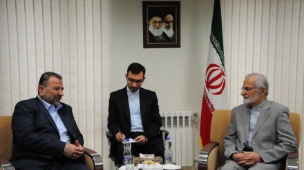 Aruri ile Harrazi Tahran'da görüştü