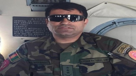 کشته شدن یک افسر ارشد ارتش افغانستان به دست یک عضو نفوذی طالبان 