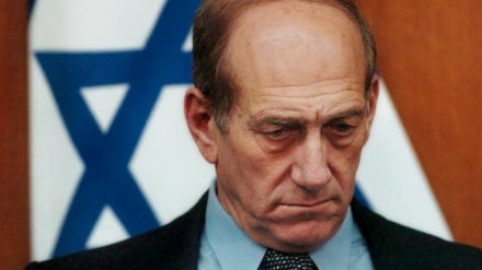 イスラル前首相が、戦争犯罪で逮捕される恐れからスイス訪問を中止