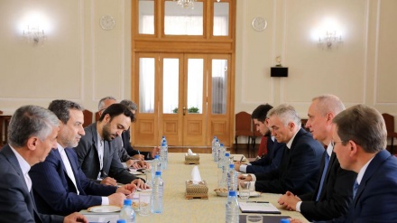 Araqchi: Reducción de compromisos iraníes, oportunidad para diplomacia