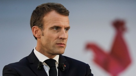 Macron: Kita Berada di Ujung Hegemoni Barat