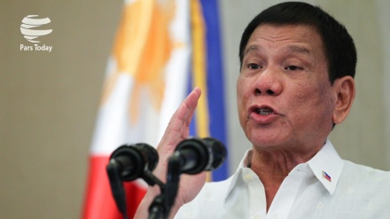 Филиппин президенти : порахўр амалдорларни отиш  лозим