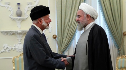 Fotos: El presidente Rohani y el canciller de Omán se reúnen en Teherán