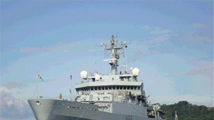 تصمیم بریتانیا به اسکورت کشتیهایش در تنگه هرمز