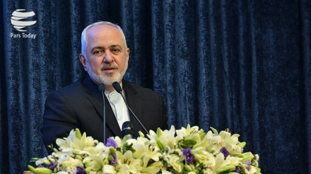 ظریف: ایران در برابر فشارهای دشمنان کوتاه نمی آید