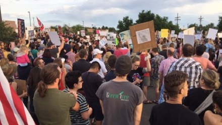 ԱՄՆ-ում բողոքի ցույցեր են տեղի ունեցել Դոնալդ Թրամփի հակամիգրացիոն քաղաքականության դեմ