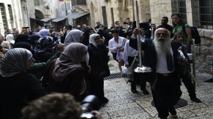 Colonos israelíes irrumpen en la Mezquita Al-Aqsa