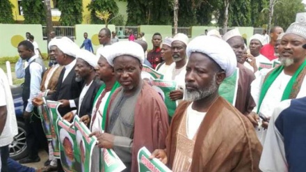 Nigerians stage protest to demand release of Zakzaky 