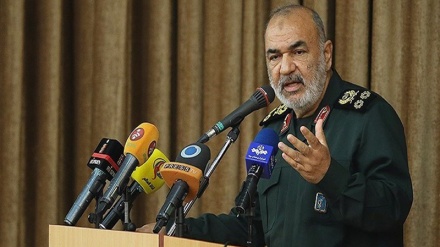 Komandan IRGC: Musuh Alami Kemunduran Akal dan Politik