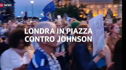 Brexit, Londra in piazza contro Johnson