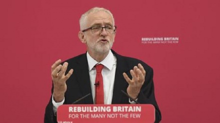 Gb: Brexit, Corbyn scrive alla regina