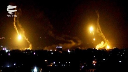 犹太复国主义政权导弹和炮击袭击加沙地带