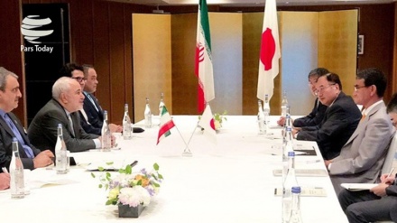 Di Jepang Zarif Bahas JCPOA dengan Taro Kono