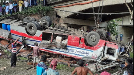 ফরিদপুরে ব্রিজের রেলিং ভেঙে বাস খাদে, নিহত ৮