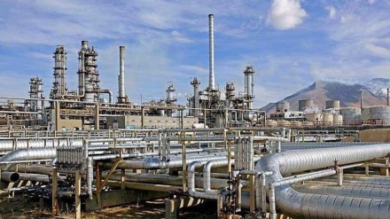 イランの近隣９カ国が、イラン産ガソリンを輸入