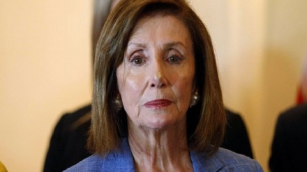 هشدار نانسی پلوسی درباره لغو توافق تجاری آمریکا و بریتانیا با بسته شدن مرز ایرلند