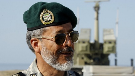 Irani i gatshëm të shoqërojë anijen Adrian Darya