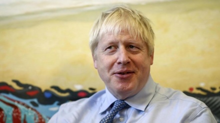 Brexit, Johnson dalla Merkel rischia di tornare a mani vuote