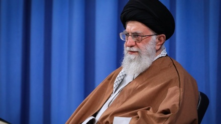 伊斯兰革命最高领袖向阿亚图拉穆赫西尼的归真表示哀悼