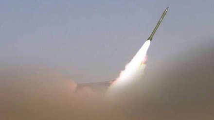 حمله موشکی ارتش یمن به آشیانه جنگنده های سعودی در فرودگاه نجران