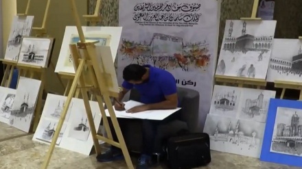 Egyptian artist draws free gifts for hajj pilgrims