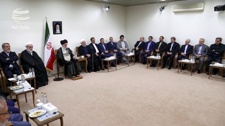 Devləti heyəti uzvon de Yolə Rəhbəri vindemon