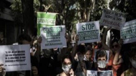 ‘Bolsonaro se va, Amazonas se queda’: Brasileños toman las calles