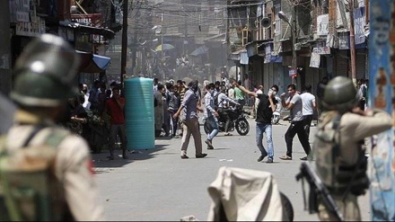 カシミール地方で、インド軍により抗議者８人が負傷