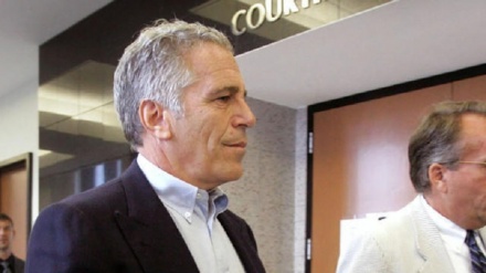 With Epstein dead, Saudi links become a black hole