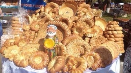 نمایشگاه نان در سمرقند