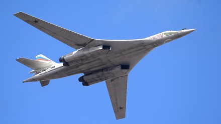 Due bombardieri supersonici russi raggiungono confine marittimo Usa