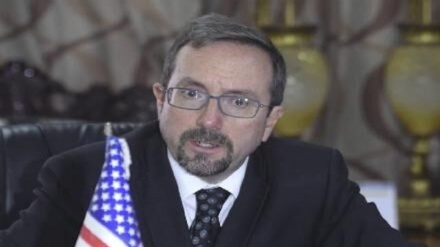 تاکید سفیر آمریکا در کابل بر برگزاری انتخابات در موعد مقرر