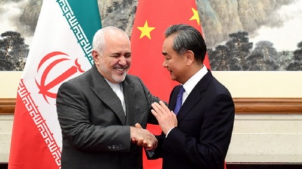 扎里夫会见中国外长