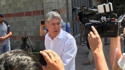 Қирғизистон собиқ президентининг қамоқда ушлаб турилиши муддати яна узайтирилди