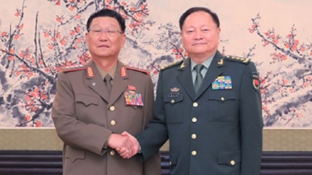 中国と北朝鮮が、両国間の軍事関係の強化を強調