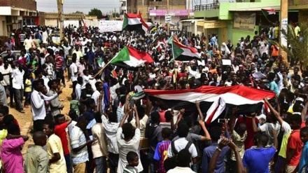Thousands of Sudanese hold protest rallies across country against killing of 4 students