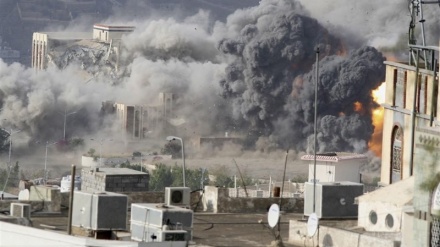 サウジ軍が、イエメン各地を空爆